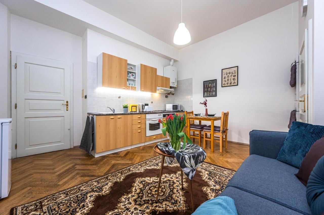 Tynska Ulicka Apartment ปราก ภายนอก รูปภาพ