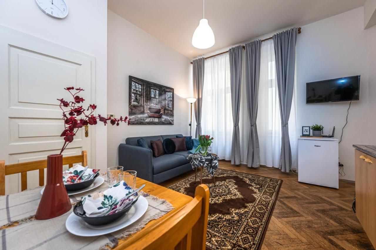 Tynska Ulicka Apartment ปราก ภายนอก รูปภาพ