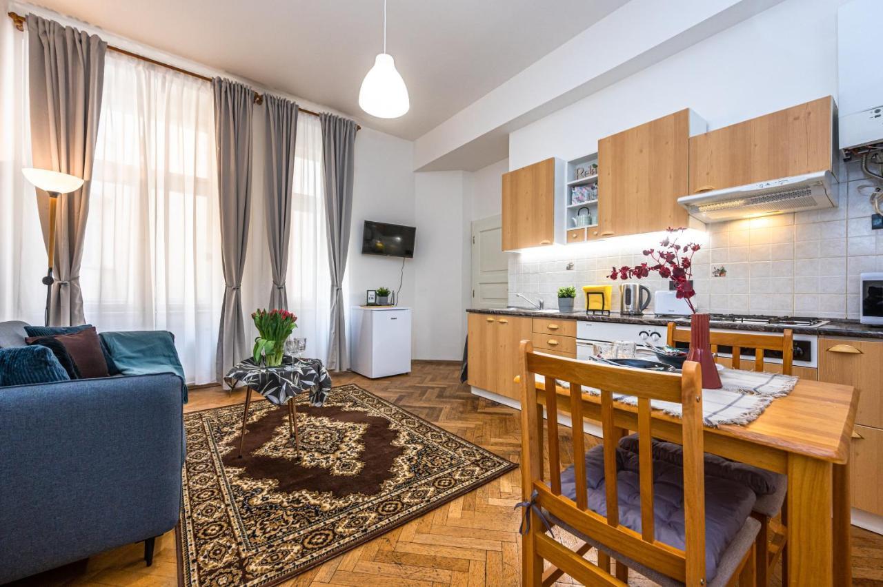 Tynska Ulicka Apartment ปราก ภายนอก รูปภาพ