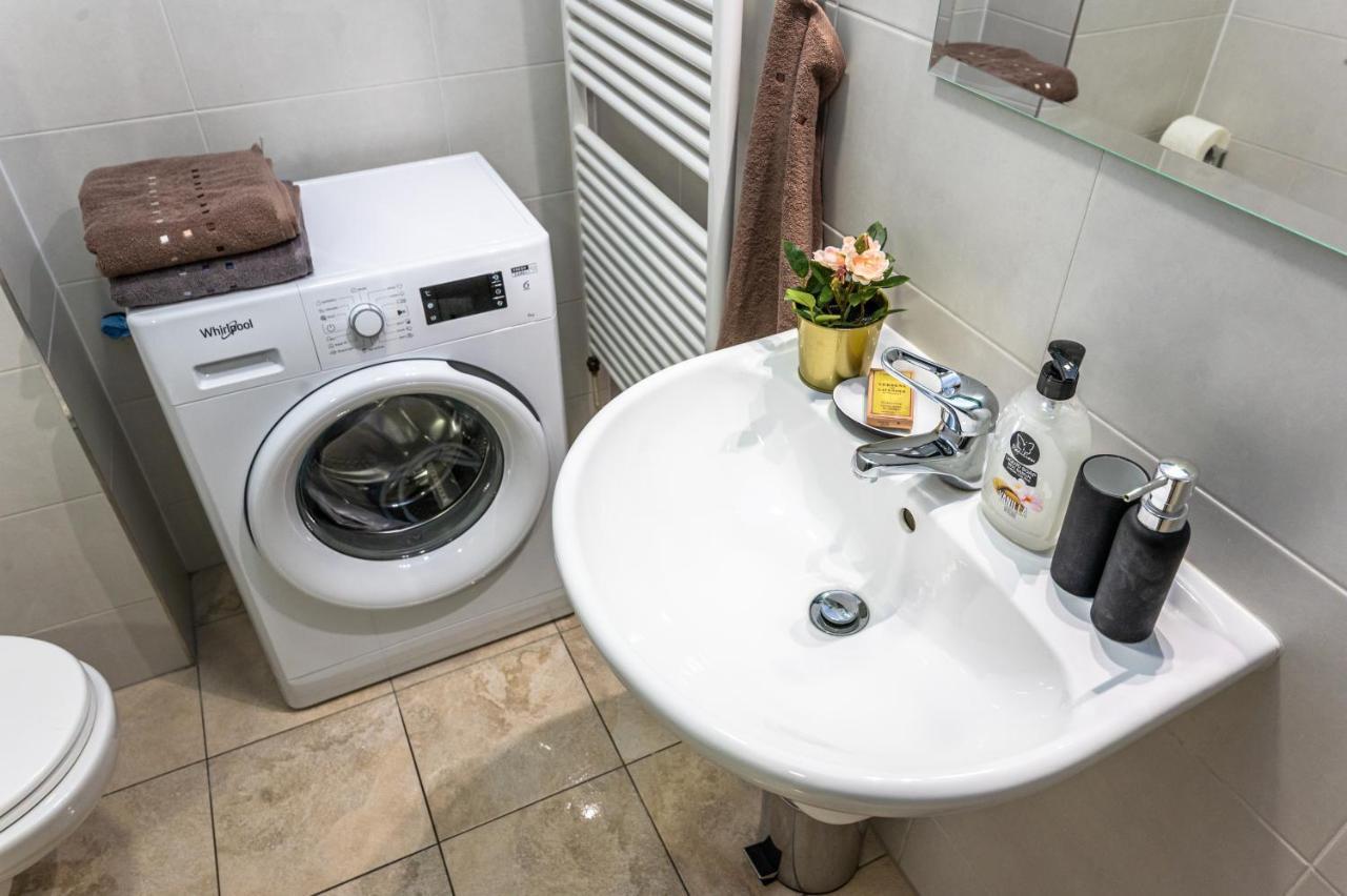 Tynska Ulicka Apartment ปราก ภายนอก รูปภาพ