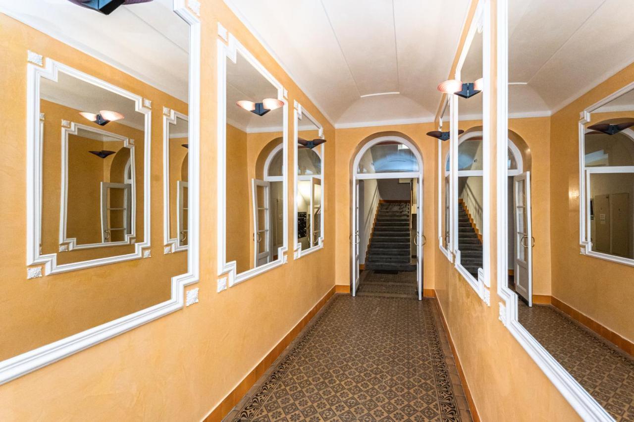 Tynska Ulicka Apartment ปราก ภายนอก รูปภาพ