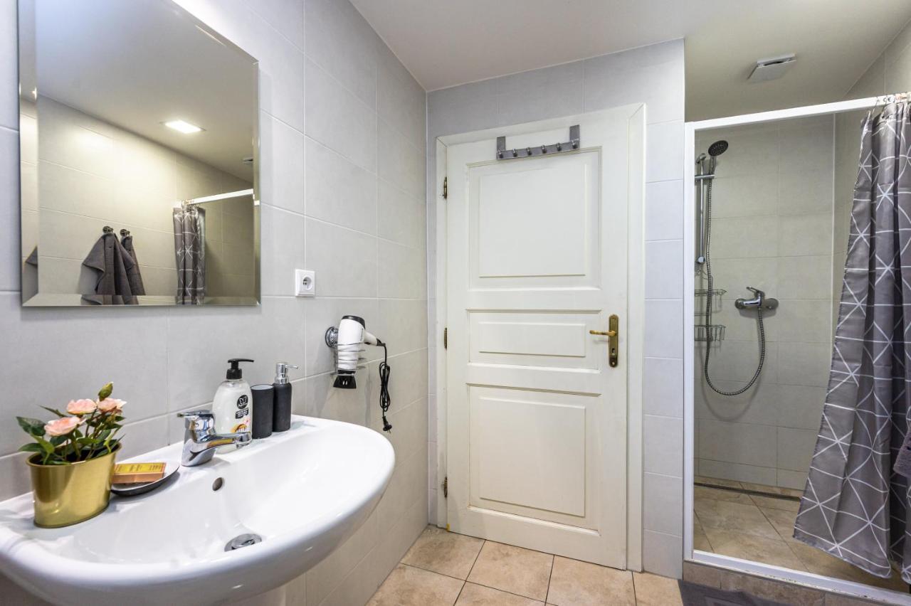 Tynska Ulicka Apartment ปราก ภายนอก รูปภาพ